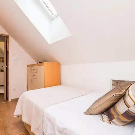 Neve - Two Bedroom